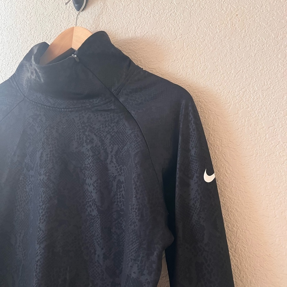 Nike Pro Women’s Dri-FIT HyperWarm Mock-neck Long Sleeve Top - Picture 5 of 9